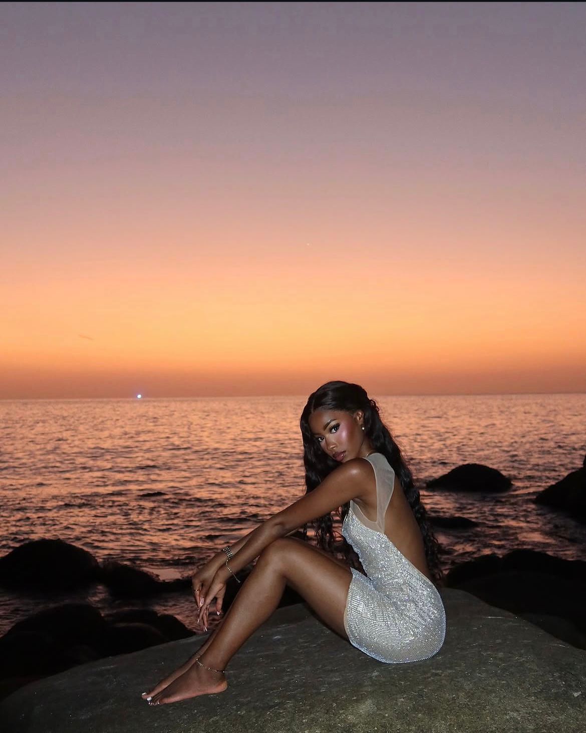 Escort - NAOMY - Ibiza Tops